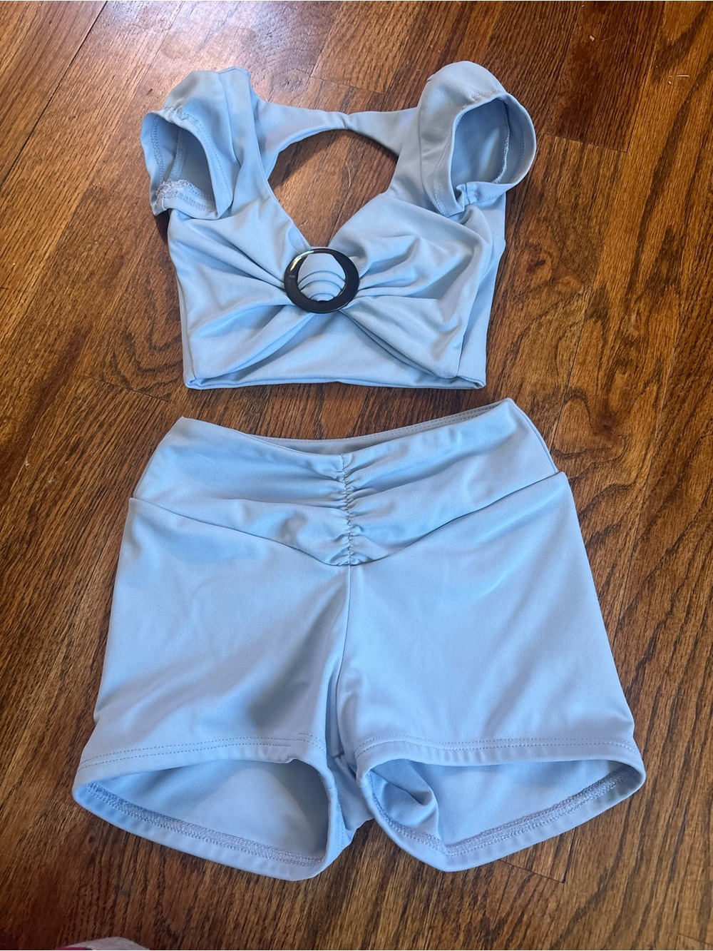Light Blue Girls' Two-Piece Active Matching Set with Ring Detail